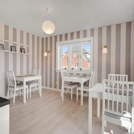 Guest house Klithuset 3*